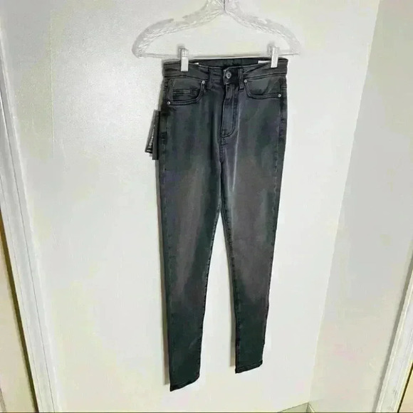 NEW Outland Denim Harriet High Rise Skinny Jeans Washed Black Premium Australian - Picture 7 of 7